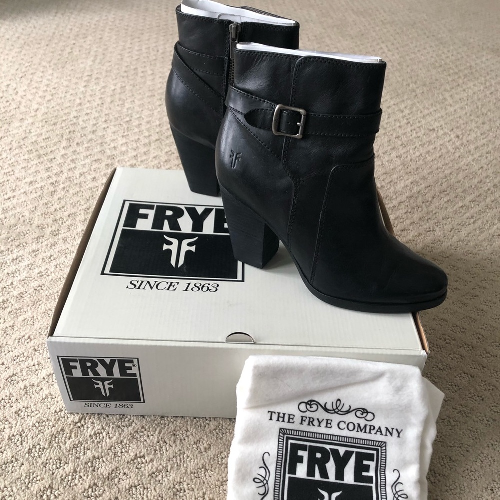 Frye Patty Riding Booties Black size 8